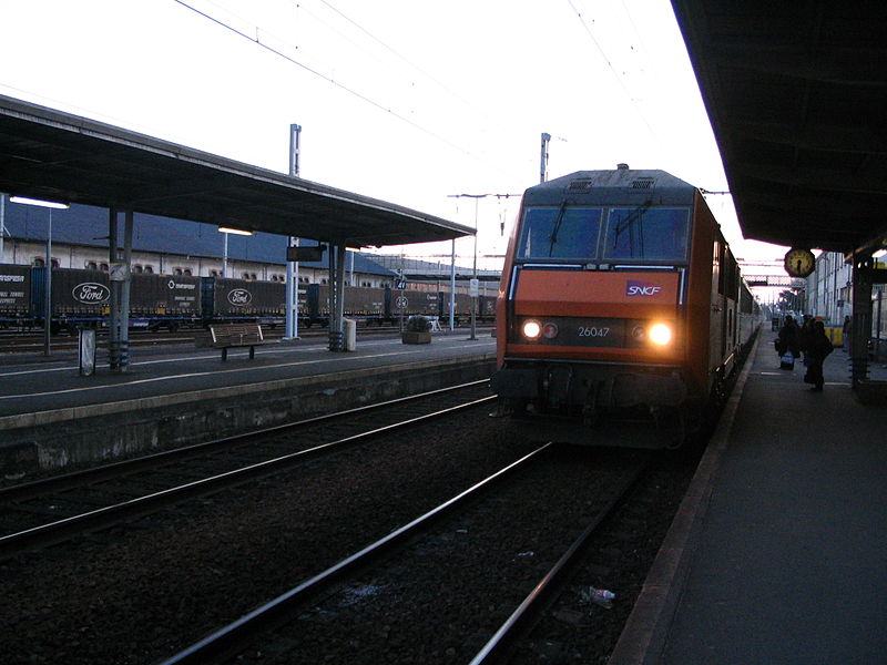 File:Châteauroux - Train station - 5.jpg