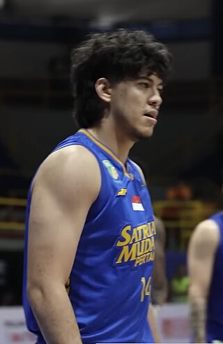 <span class="mw-page-title-main">Julian Chalias</span> Indonesian basketball player