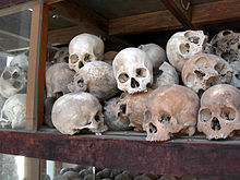 Skulls of Khmer Rouge murder victims at Choeung Ek Choeungek2.JPG