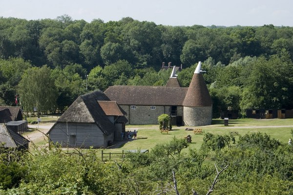 The museum, showing the barn and oast.