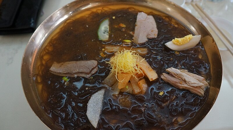 File:Cold Noodles at Okryu Restaurant (13012871933).jpg