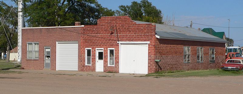 File:Collyer, Kansas E side Ainslie N of 3rd.JPG