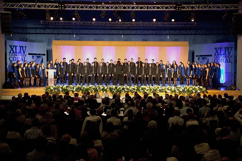 File:Coro de Jóvenes de Madrid Ejea.jpg