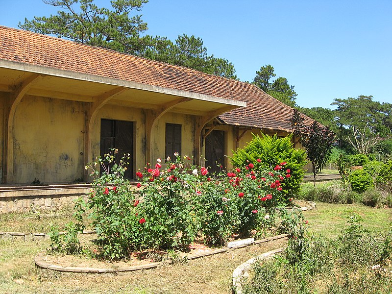 File:Da Lat train station 31.jpg