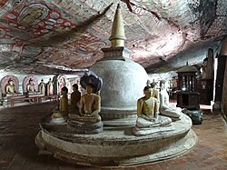 Dambulla cave temple 48.JPG