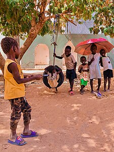 Spielende Kinder im Sudan
