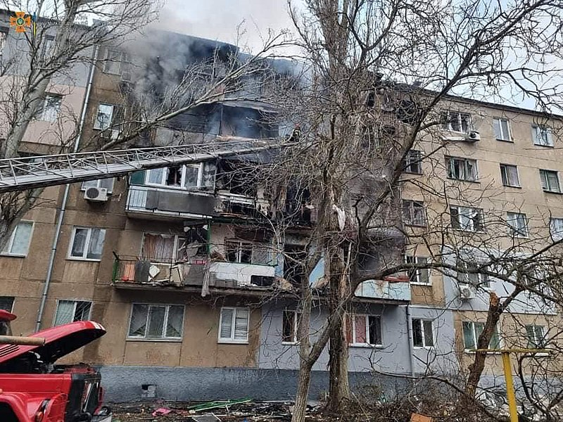 File:Destroyed residential buildings in Mykolaiv.jpg