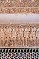 2579) Détails de stucs et de mosaïques au "Cuarto dorado" Alhambra, Grenade, Andalousie, Espagne. 1er novembre 2014