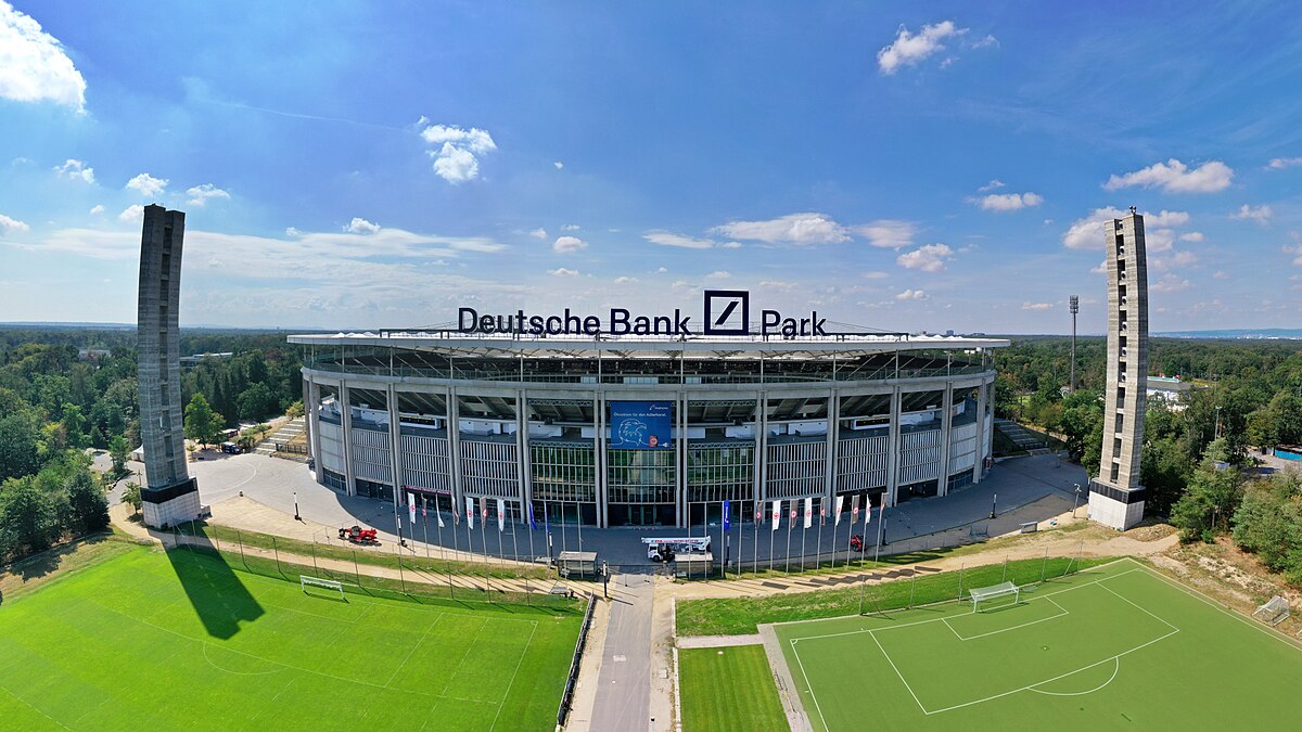 ไฟล์:Deutsche bank park.jpg - วิกิพีเดีย