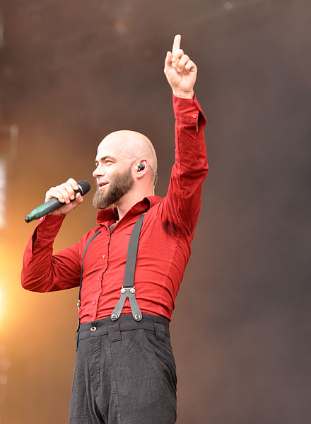 File:Die Apokalyptischen Reiter, Daniel „Fuchs“ Täumel at Wacken Open Air 2013 04.jpg