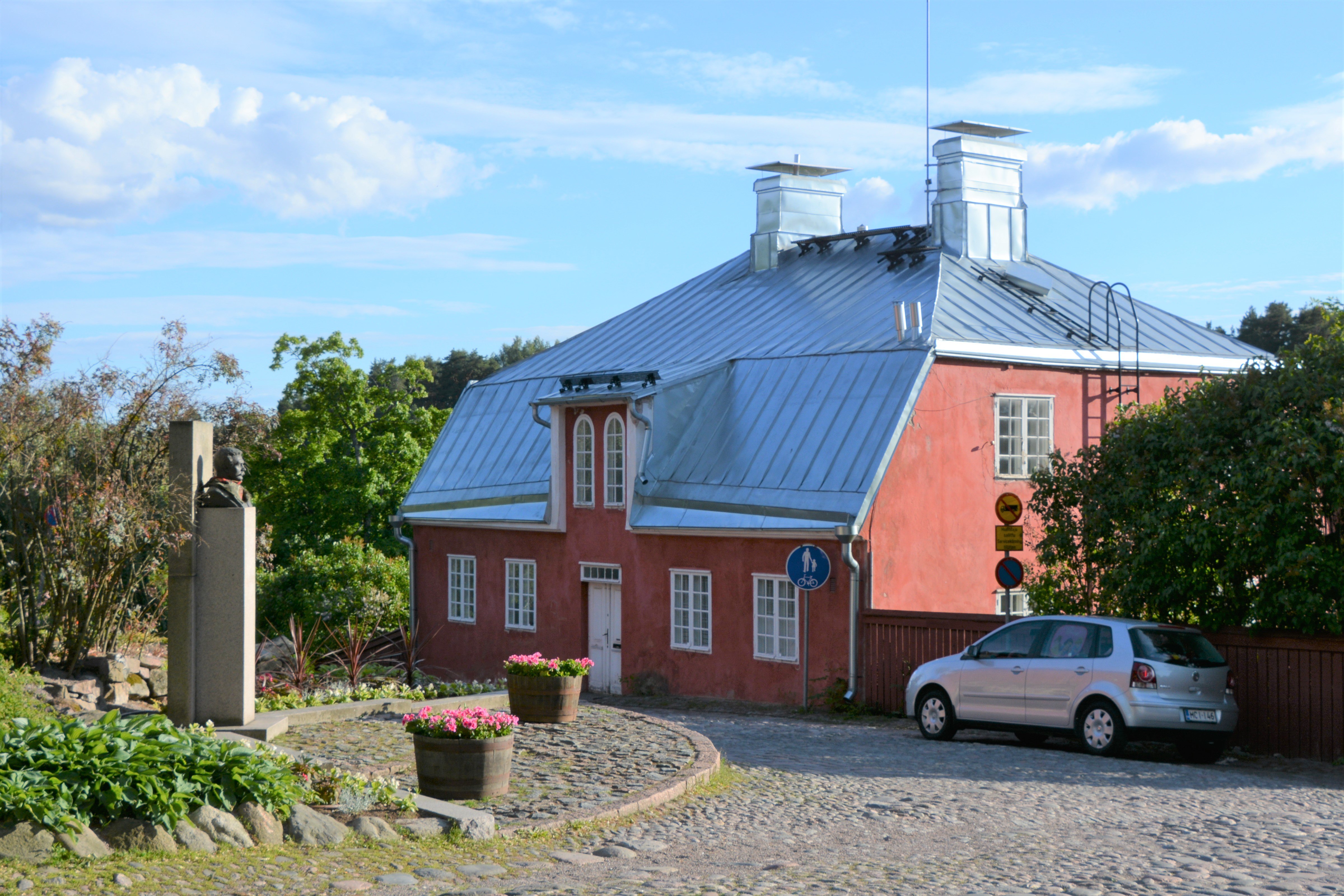 Porvoon linja-autoasema Map - Bus station - Porvoo, Finland - Mapcarta