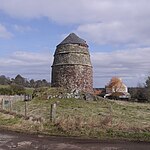 Doocot, Drylawhill (geograph 5880483).jpg