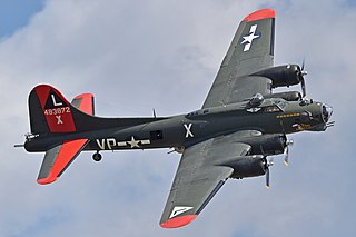 File:Douglas B-17G-95-DL Flying Fortress 'VP-X - L - 483872 - X 