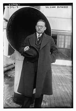 Simon Bucharoff 1925-ben