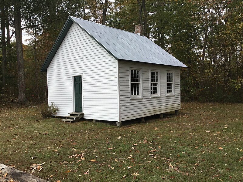 File:Drayden Schoolhouse.jpg