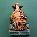 East Greek plastic aryballos - helmeted head of warrior - Rhodos AM - 02