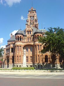 Ellis county courthouse.JPG