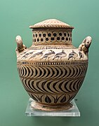 Stamnos, H. 18,6 cm. Milet, 560-540. Musée archéologique de Rhodes.