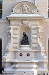 Brunnen in der Rue de Turenne Paris 23 4e.jpg