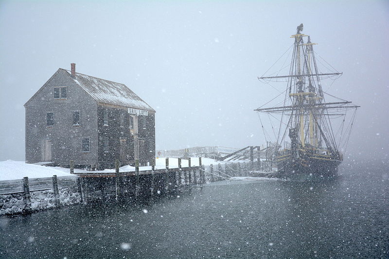 File:Friendship of Salem in blizzard (16382195535).jpg