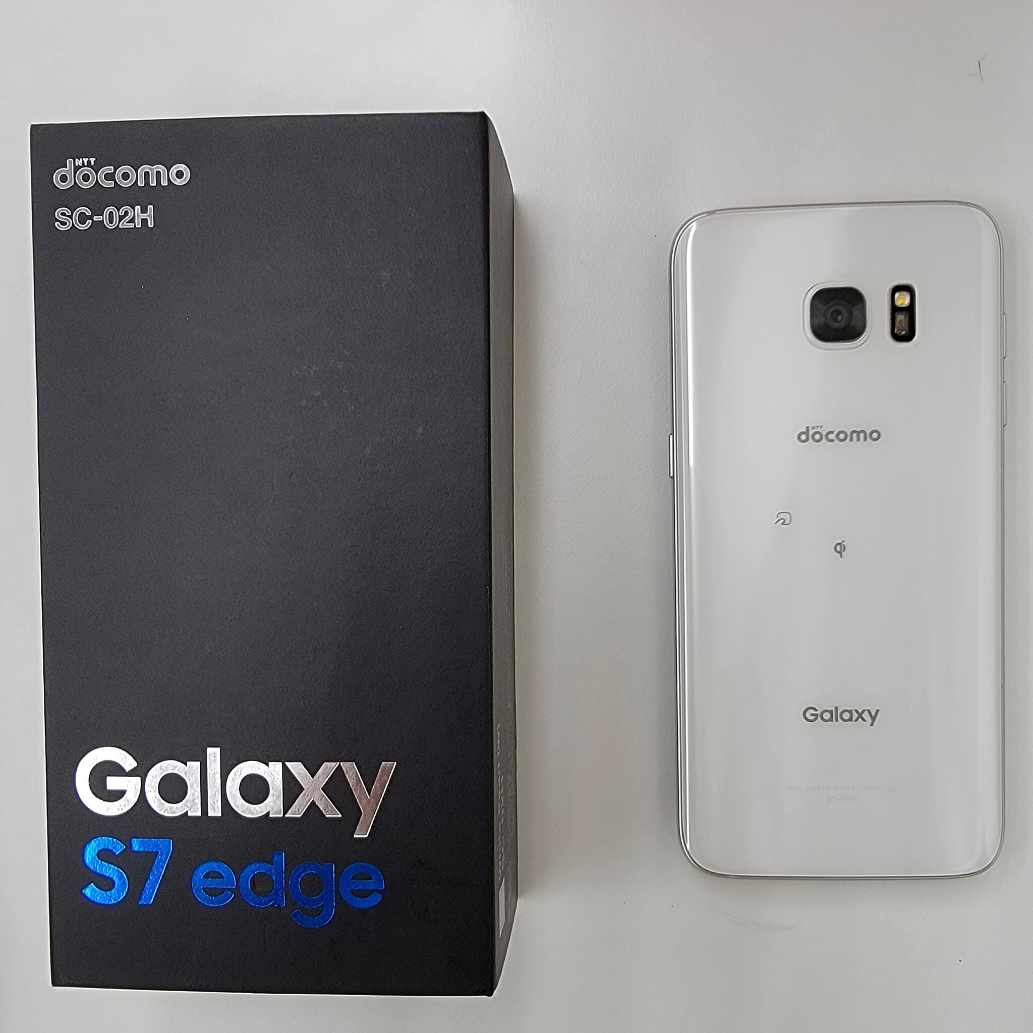 docomo Galaxy S7 edge (SC-02H)White 32GB - スマートフォン本体