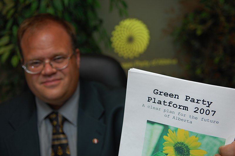 File:George Read releases the Green Party of Alberta Platform for 2007 (524037443).jpg