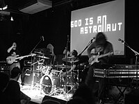 God Is an Astronaut en concert en octobre 2007.