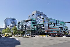 Seattle, Mercer Caddesi'nde Google bina kompleksi - Nisan 2019.jpg