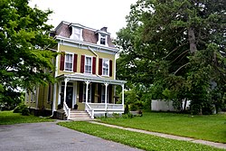 Gregory House 140 S Cherry St Poughkeepsie NY.jpg