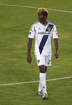 Zardes con uniforme de LA Galaxy (2013)