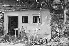Hram v Podjerberku 1951.jpg