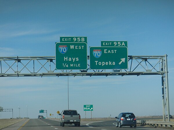 I-135 ends at this interchange with I-70; US-81 continues north.