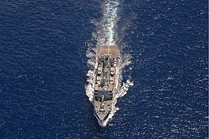 INS Sarvekshak (J22) w drodze na Mauritius.jpg