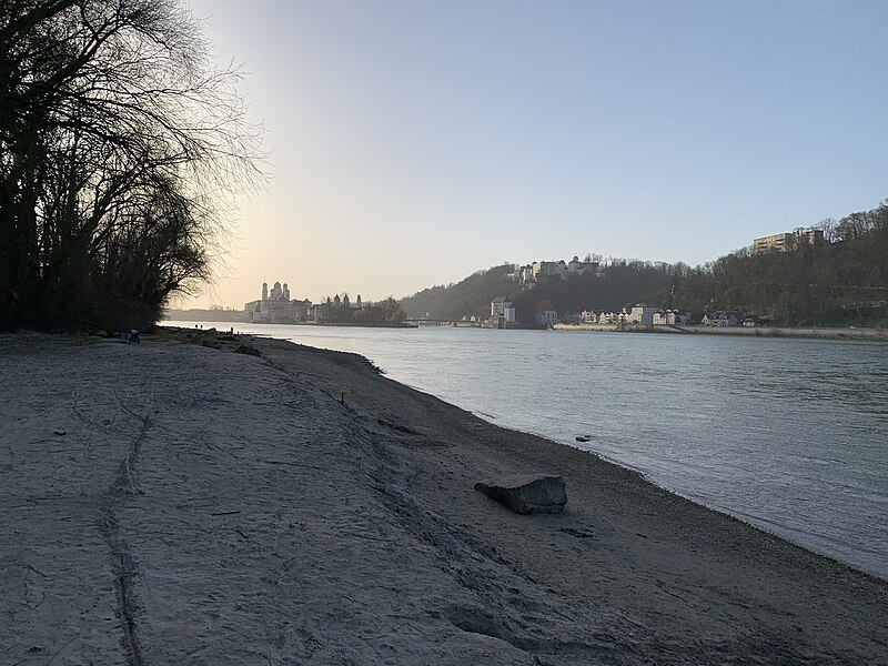 File:Innstrand Passau 1.jpg