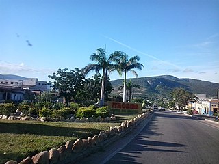 <span class="mw-page-title-main">Itaobim</span> Municipality in Minas Gerais, Brazil