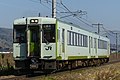 飯山線直通列車に使用されるJR東日本キハ110系 （三才駅 - 豊野駅間 2018年11月）