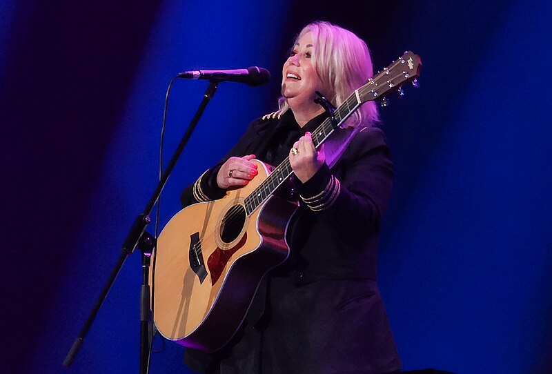 File:Jann Arden performing at Caesars Windsor, 2023-08-25 08.jpg