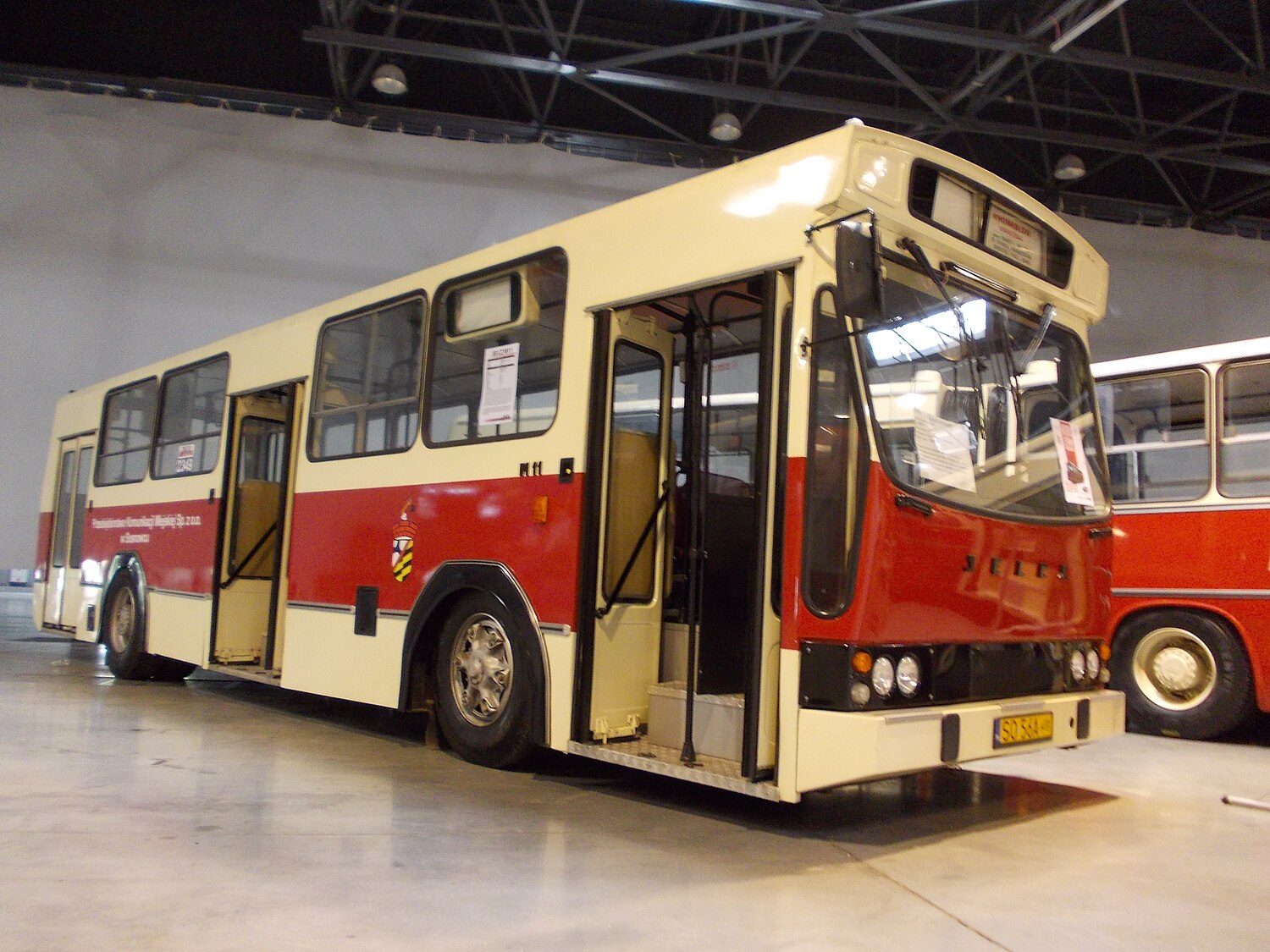 Ikarus 280 - Wikipedia