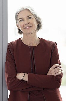 Jennifer Doudna at the Innovative Genomics Institute in 2021 Jennifer Doudna in 2021 at the Innovative Genomics Institute 02.jpg