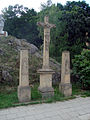 Kříž s dvěma pylony