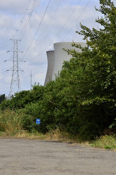 File:Kerncentrale Doel 1.JPG