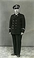 Konduktør Arne Andreassen i sommeruniform (1937) (4271494196).jpg