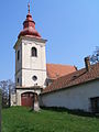 Čeština: Věž kostela v Kostomlatech pod Řípem. English: The church tower in the Kostomlaty pod Řípem.