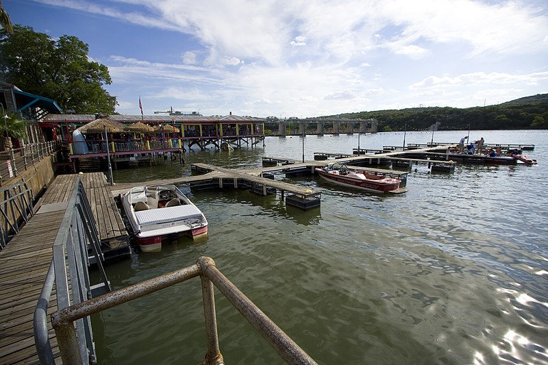 File:Lake Austin (2694357795).jpg