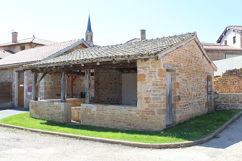 File:Lavoir Vergisson 1.jpg