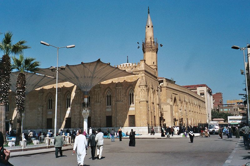 صورة:Le Caire mosquée Al-Husayn.jpg