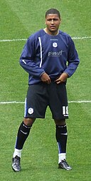 Leon Clarke: Años & Cumpleaños