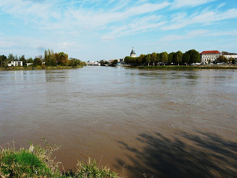 File:Libourne confluent (12).JPG