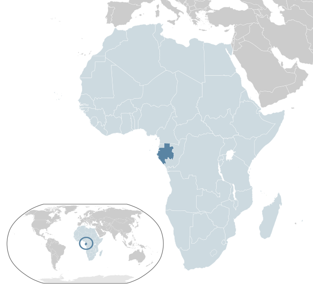 ھەڵکەوتەی  گابۆن  (dark blue)– لە Africa  (light blue و dark grey)– لە the African Union  (light blue)