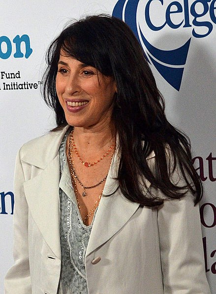 File:Maggie Wheeler 2013.jpg